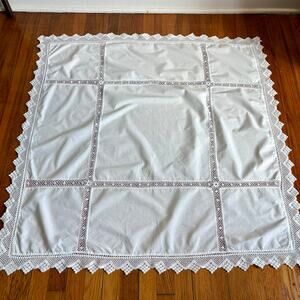 Vintage White Linen Tablecloth Crochet Lace Border Square 43 x 43